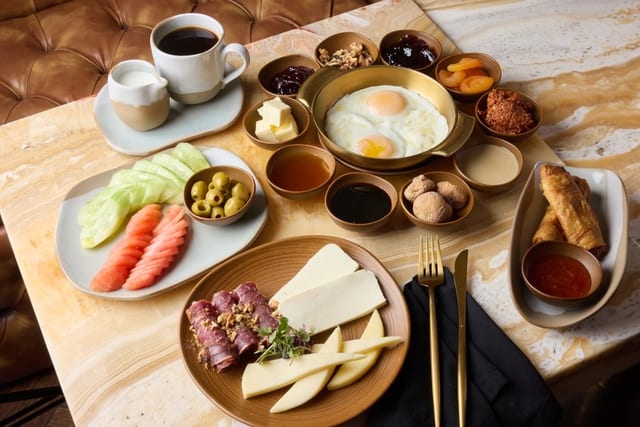 MEDITERRANEAN BREAKFAST TOWER.