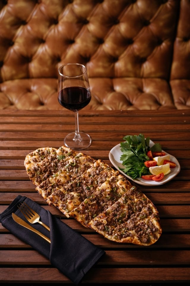 BUTCHER FLATBREAD (LUNCH).